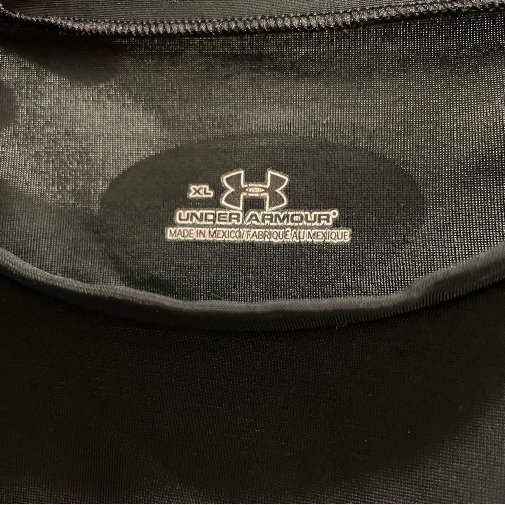 Under Armour Locker Long Sleeve Compression - Size XL - Picture 4 of 4